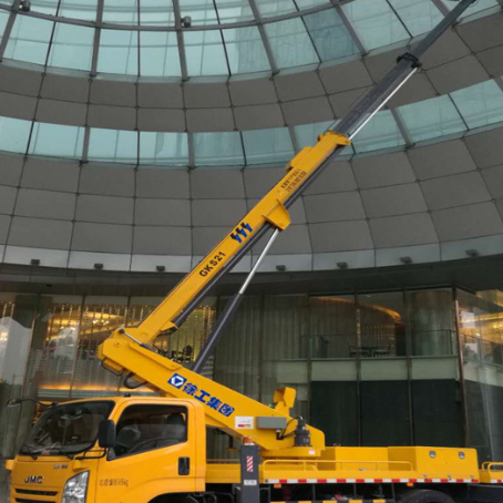 南城附近高空作业车租赁｜安全设备租赁｜高空安装|工程定制化方案｜亿立达设备租赁